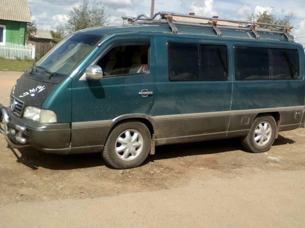 Istana микроавтобус. истана микроавтобус. Ssangyong istana минивэн. саньенг истана 1999. санг енг истана.