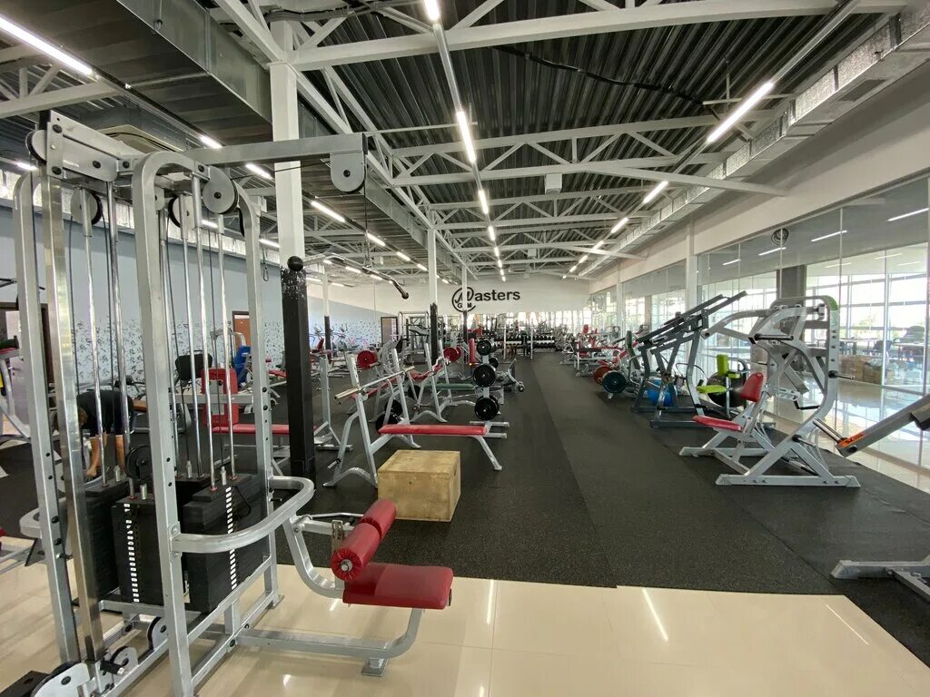 зазеркалье ялта спортзал. ялта интурист тренажерный зал. ялта-интурист ул. ялта интурист фитнес зал. тренажерный зал ялта.