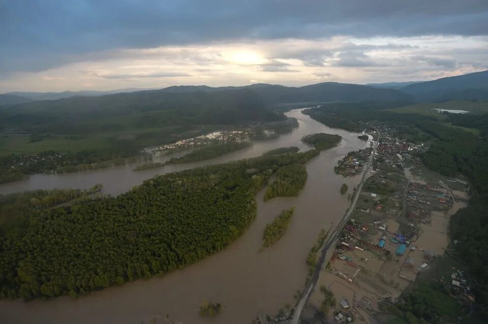 Майма Алтайский край. Катунь Майма. Село ая горный Алтай. Село Майма Алтайский край.