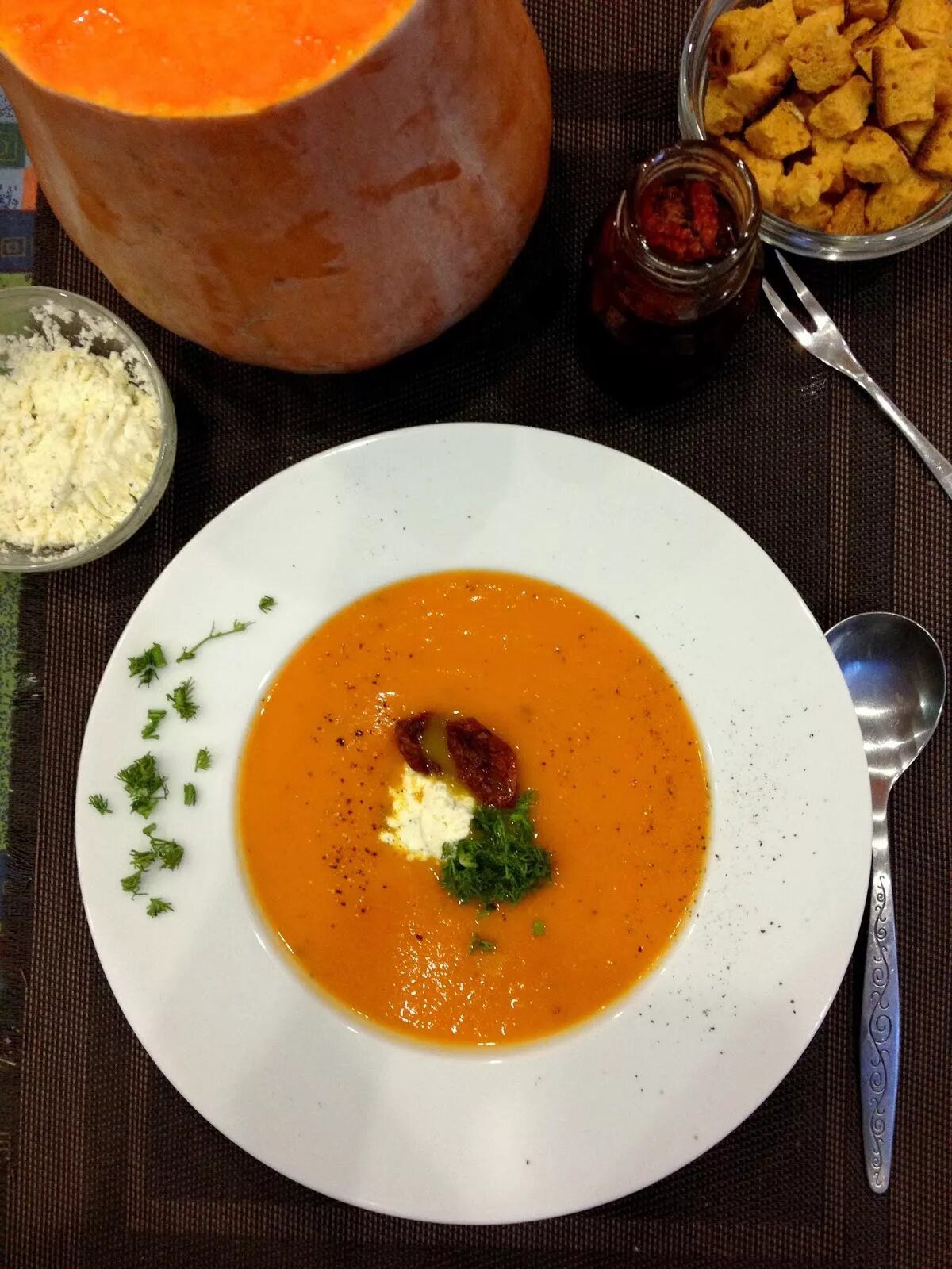 суп из цитрусовых. суп тыква морковь. суп тыква морковь.