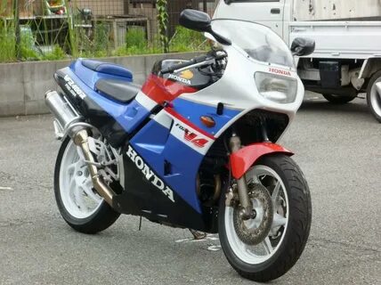 honda vfr400r nc24.