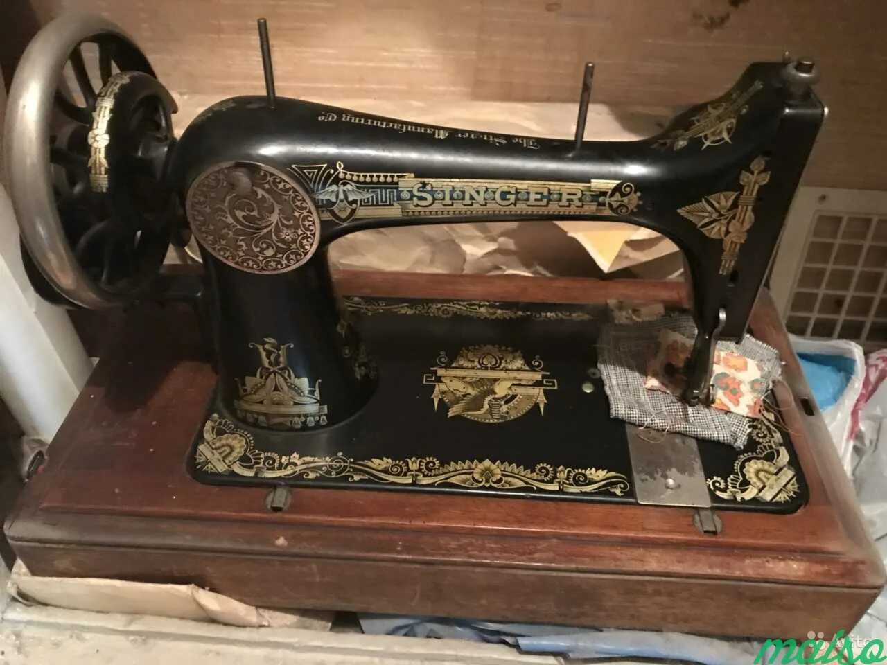 Продать швейную машинку зингер. Швейная машинка Зингер железная. Швейная машинка Зингер а867968. Швейная машинка (Zinger super 2001). Швейная машинка Зингера 1841.