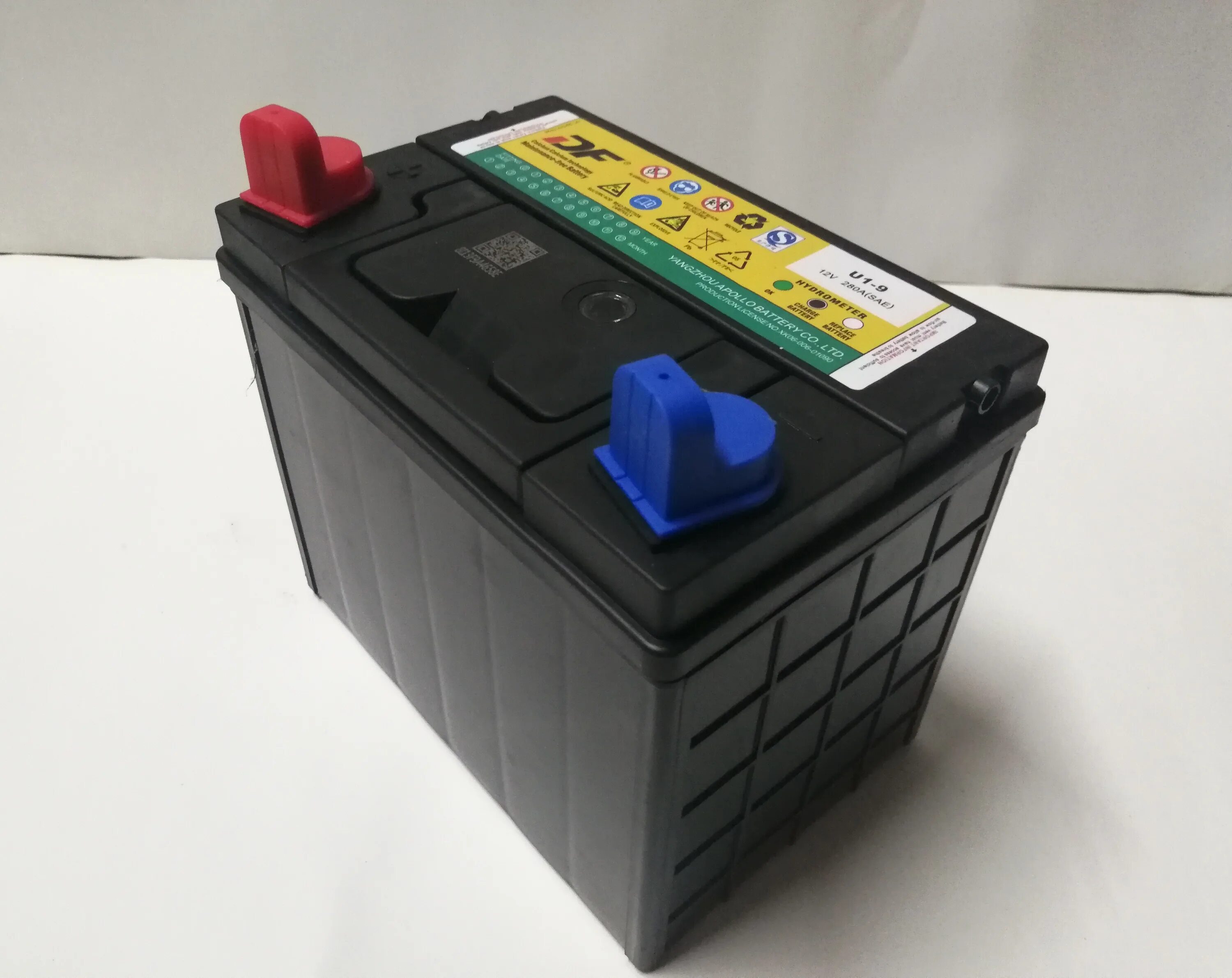 Battery limited. DF MF Battery Apollo. Аккумулятор DF 36b20rmf. DF Apollo Battery co Ltd аккумулятор. Аккумулятор u1 7mf 12v 18ah 200a.