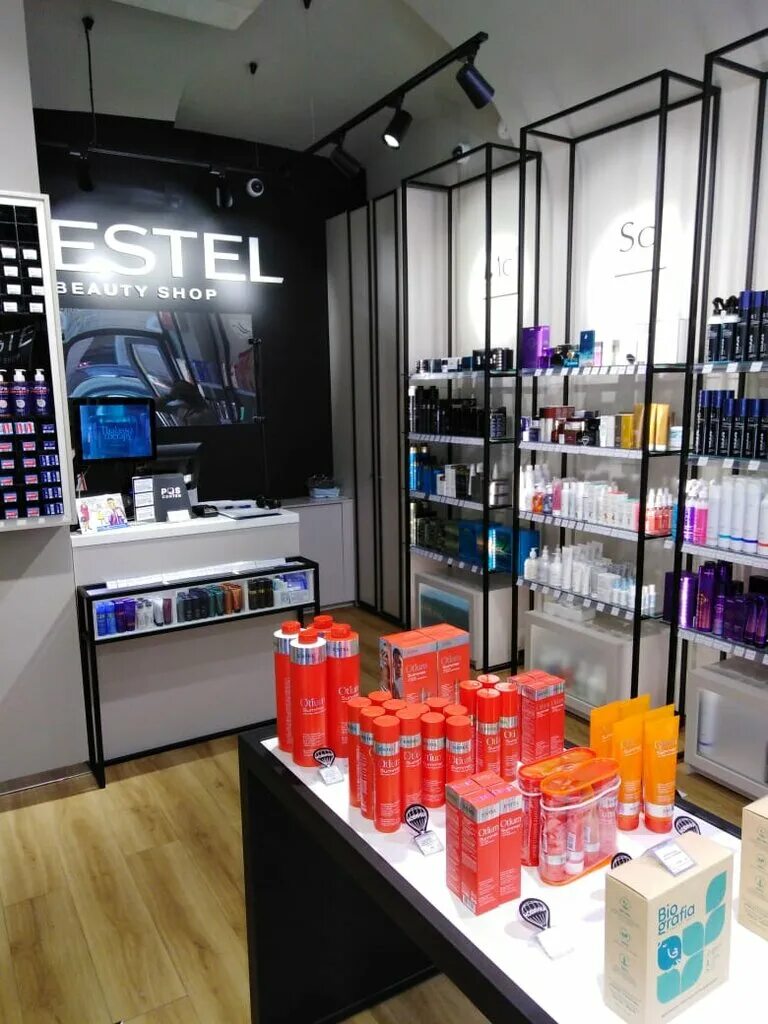 витрина в парикмахерской estel. эстель магазин спб. москва улица фадеева 2 магазин косметики эстель. магазины эстель фото. эстель фирменный магазин в спб.