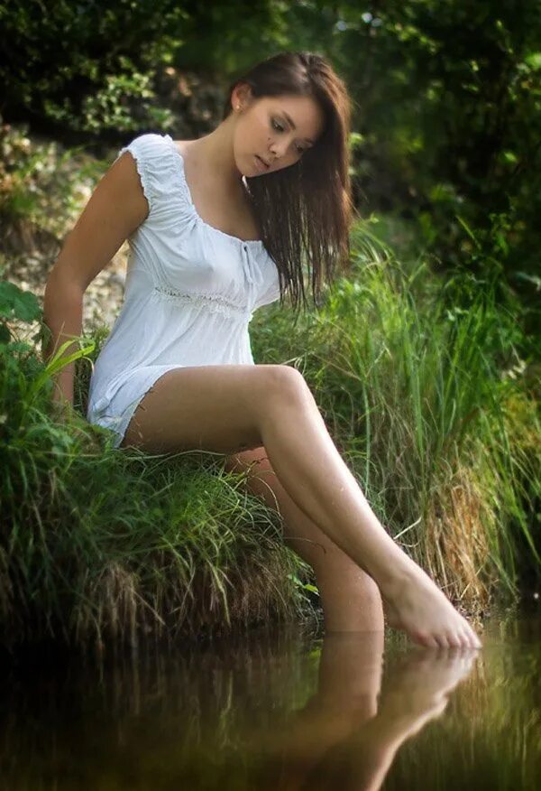 Русские девушки из соцсетей. Домашние красотки. Красивые русские девушки. Красивые домашние девушки. Девушка в лесу.