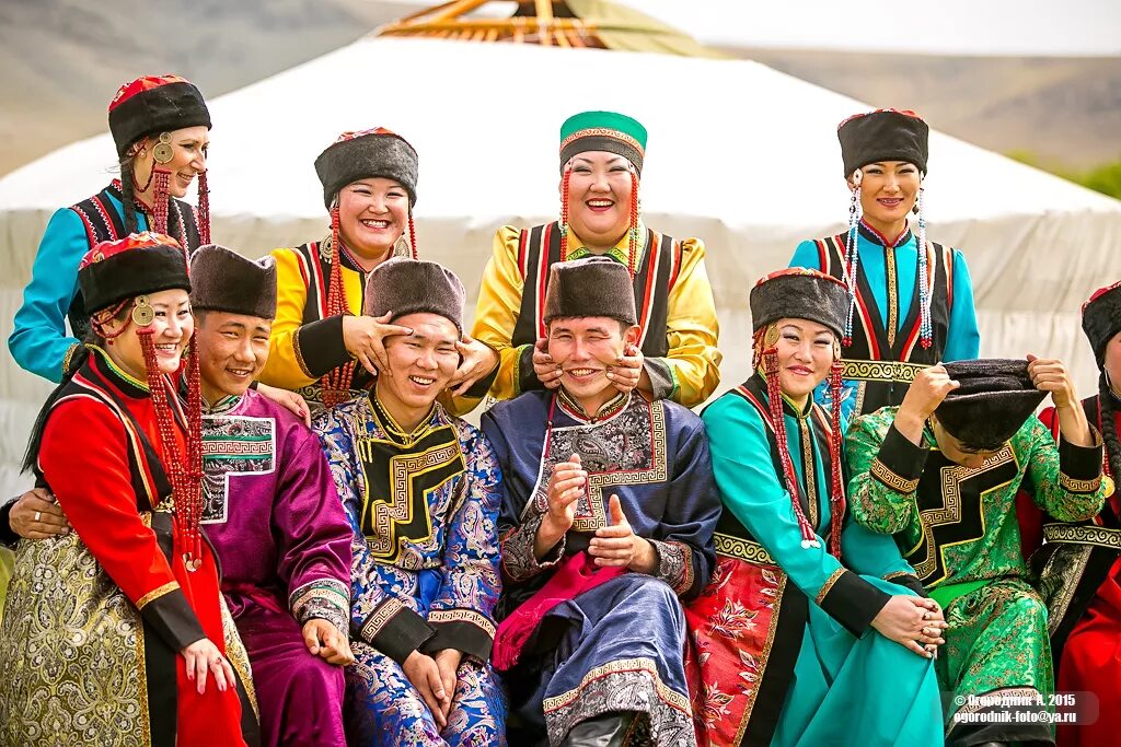 ойраты монголии. калмыки занятия народа. кочевье калмыков картина. традиционные занятия калмыков. кочевники скотоводы.