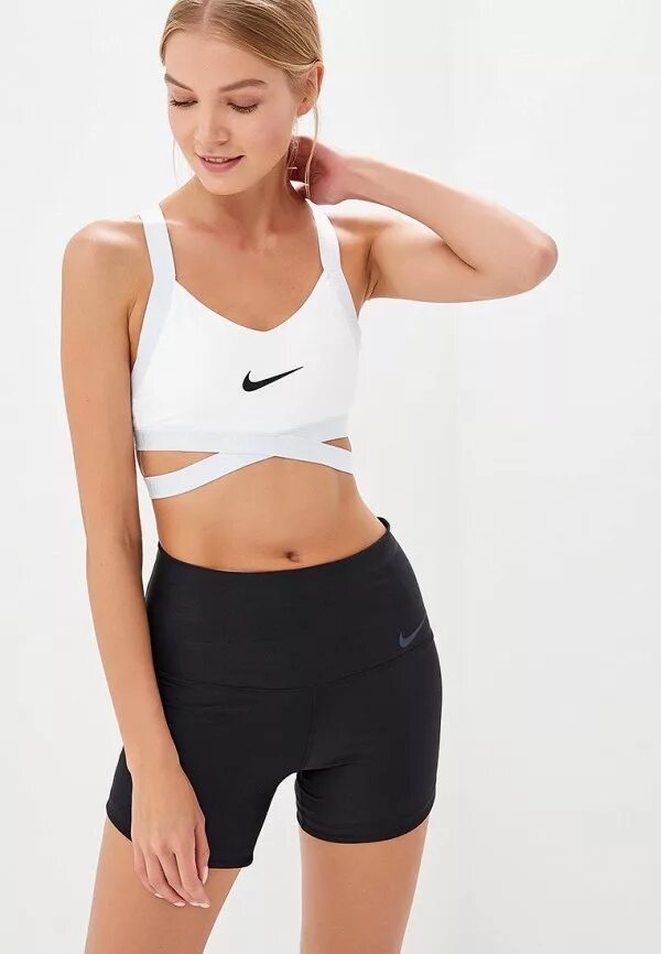 Топик найк. Топ спортивный Nike aq0918-010. Спортивный топ бра найк топ спортивный Indy women's Light support Sports Bra. Топ найк женский черный. Ho 190408lmb cd6782010 топ найк.