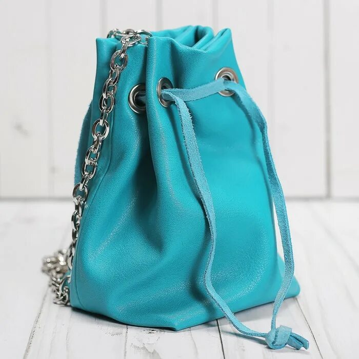 сумка котомка. сумка торба 2022. сумка торба patrizia pepe. кожаная торба. женские торба.