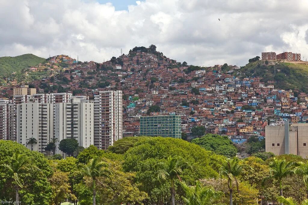Где живет бразилия. Фавелы Рио де Жанейро. Фавелы в Бразилии. Трущобы Рио де Жанейро. Фавела Росинья в Бразилии.