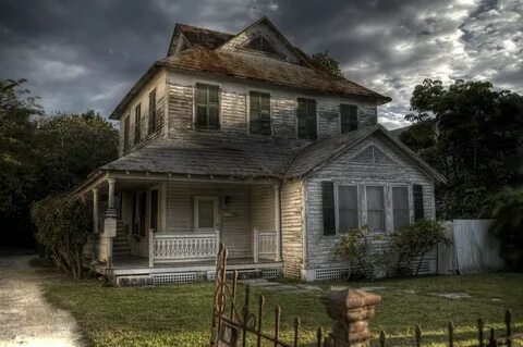 He has house house is old
