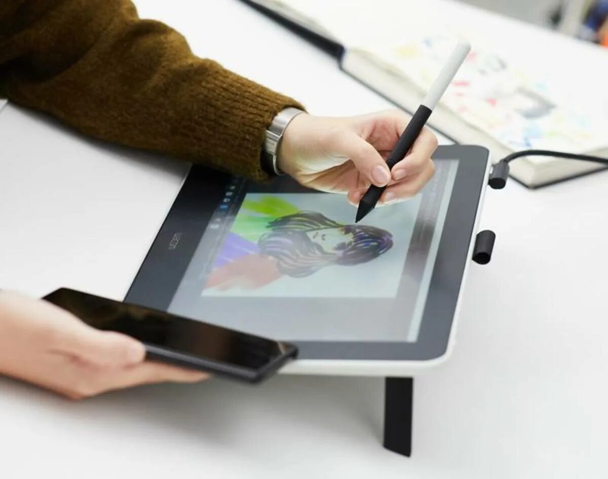 Планшет со стилусом 2025. Графический планшет wacom one 13. wacom one (2025). wacom графический планшет 2025. графический планшет wacom one 13 pen display.
