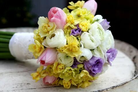 Фрезия букет