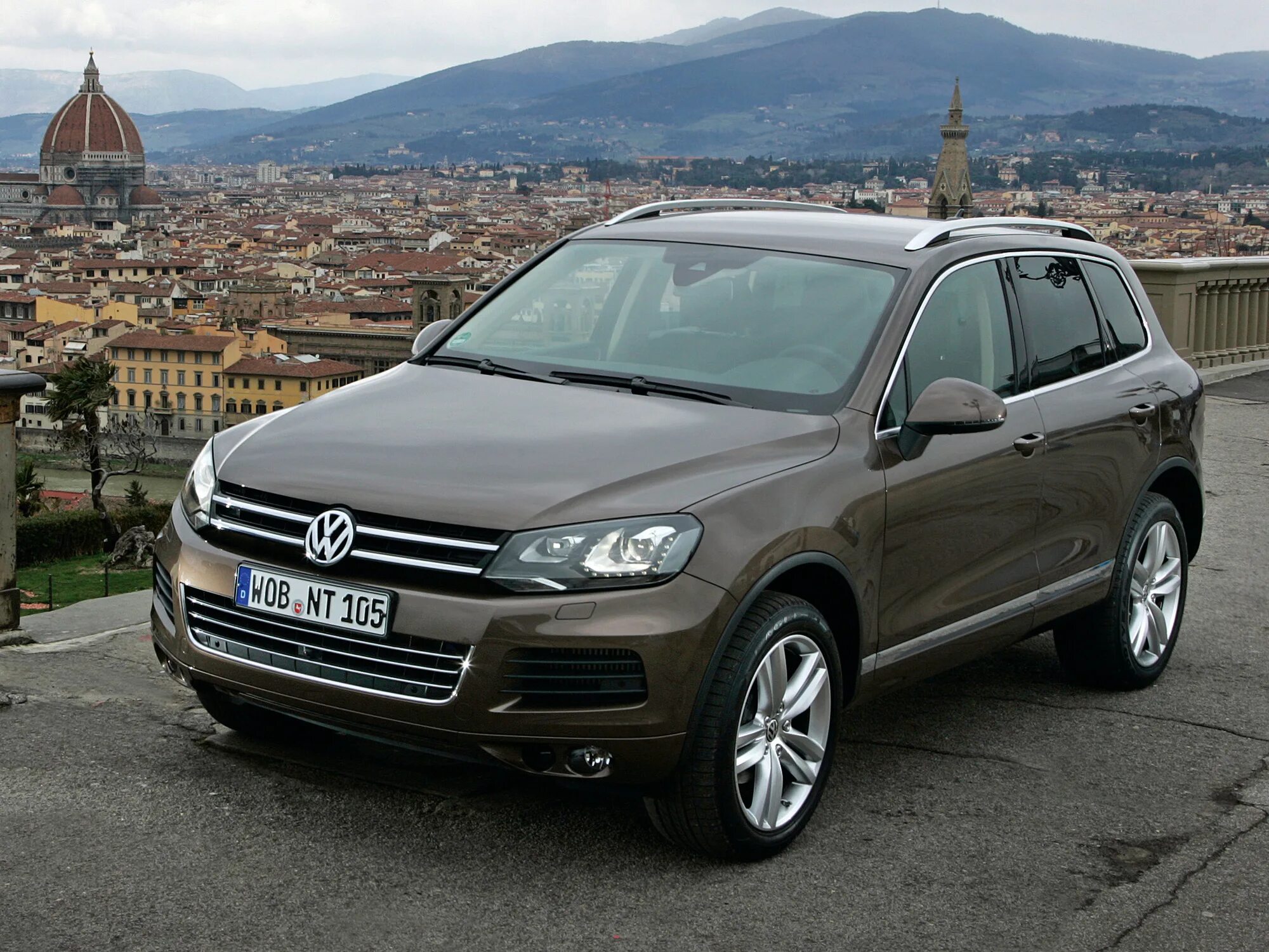 Туарег какого поколения. Фольксваген Туарег 2. Volkswagen Touareg TDI 2010. Volkswagen Touareg v6 TDI. Touareg 2010 3.0 TDI.