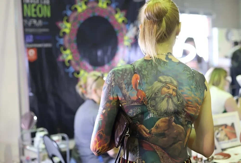 Бэдмэн тату иркутск. Тату салон в братске. Тата иркутск. Викулин тату. Тату салоны тбилиси.