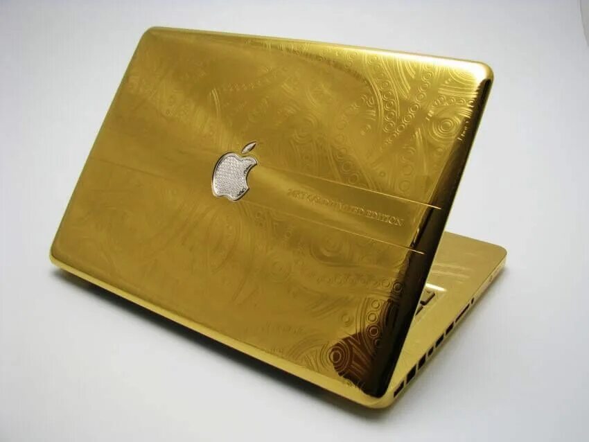 Компьютер gold. MACBOOK Pro 24 Karat Gold. Gold 24k Carat reference. 24 Carat Gold Apple MACBOOK Pro. Ноутбук золотого цвета.