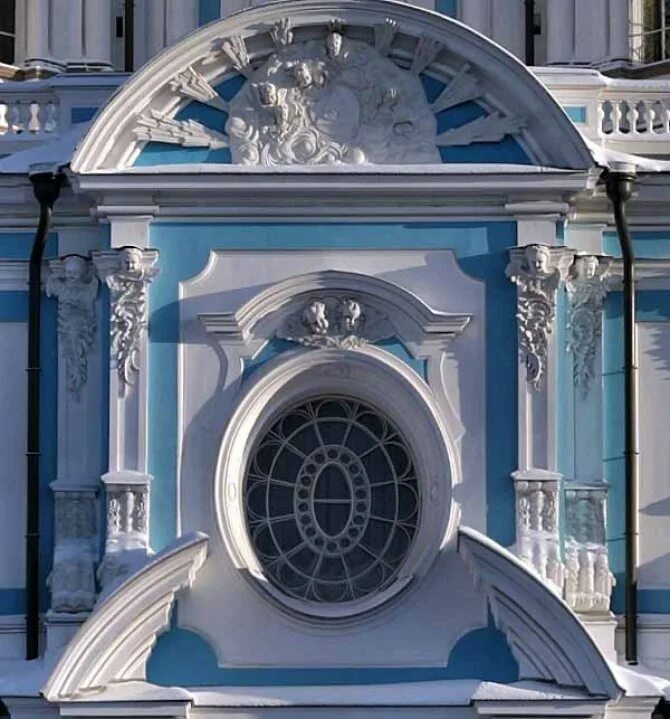 Архитектор смольного собора в петербурге. Собор смольного монастыря люкарны. смольный собор в санкт-петербурге фасад. смольный собор в санкт-петербурге архитектурные элементы. смольный собор стасов.