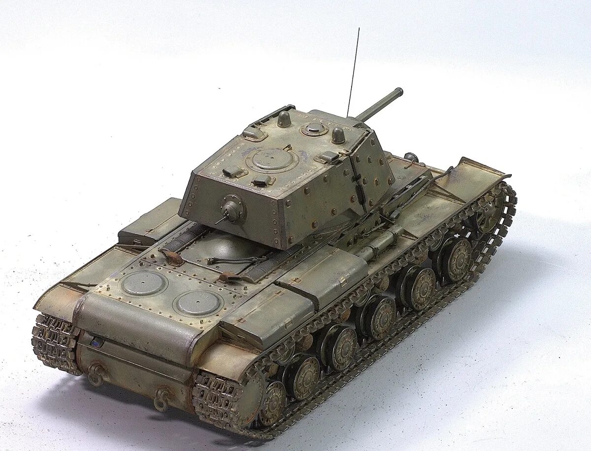 Кв 1 Trumpeter. Кв-1 Trumpeter 1/35. Кв 3 Трумпетер. Кв-1 1/35.