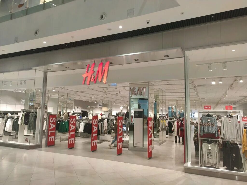 Hm в ростове. магазины с одеждой в мегамаге. H m ростов-на-дону. H m воронеж. мега казань h&m.