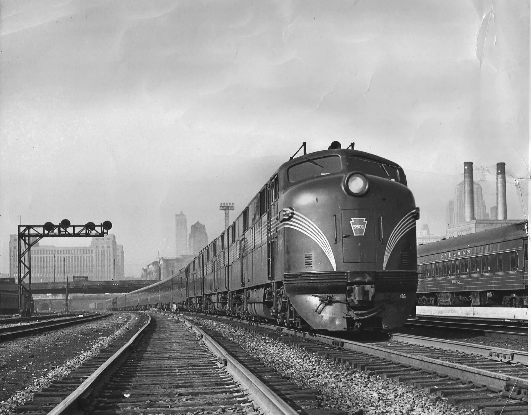 Поезд ис. Стримлайнер паровоз. Тепловоз. Pennsylvania Railroad Liberty Limited. Pennsylvania Passenger Train.