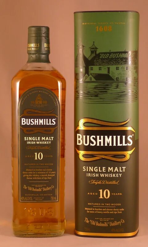 Single malt 10. Бушмилс виски односолодовый. Bushmills 10 Sherry Cask. Бушмилс черри. Виски Bushmills 10.