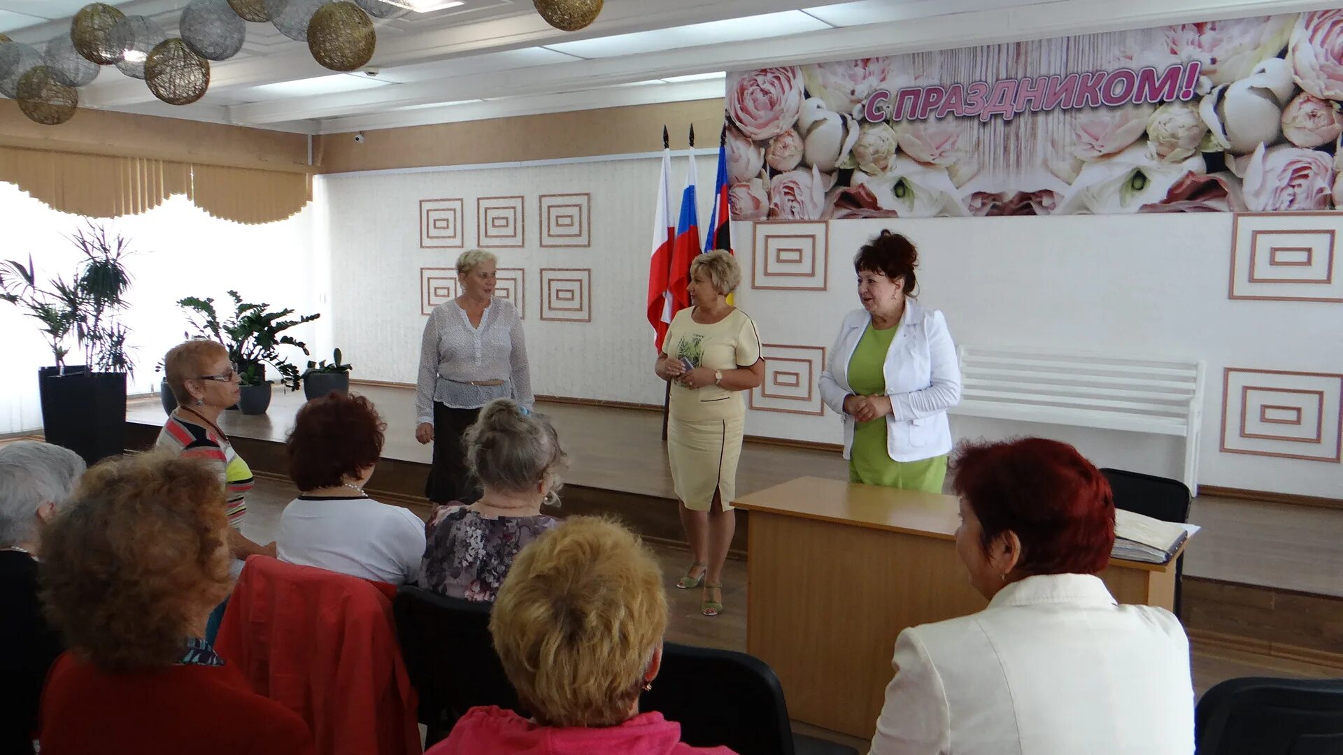 Бокситогорский кцсон. Бокситогорский центр социального обслуживания. Кцсон. Логау кингисеппский цсо. Кцсон.