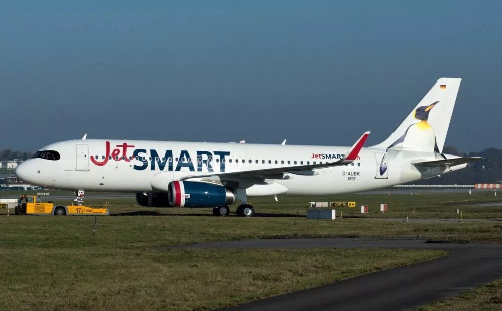 Jetsmart argentina. авиакомпания джет. джет блю авиакомпания. авиакомпания джет. авиаперевозки людей.