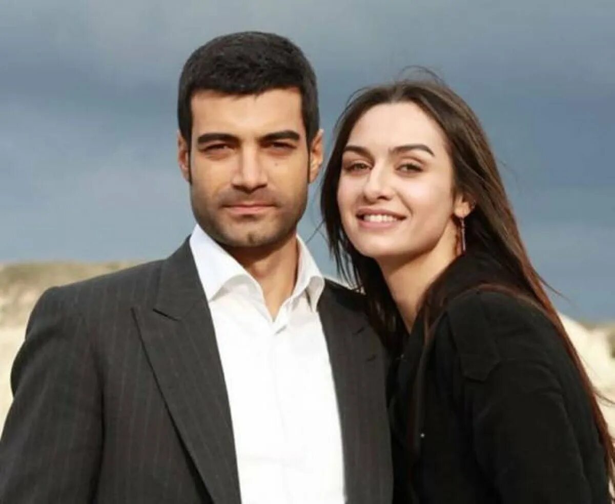 Между небом и землей турецкий сериал. Турецкий серил между небом и землёй фильм. Между небом и землей фильм 2005. Между небом и землей 2010. Между небом и землёй фильм 2022.