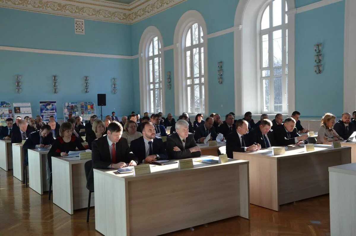 Высшие чиновники. Государственные служащие беларуси. Функции государственных служащих. Палаты представителей национального собрания беларуси. Государственный служащий функции.