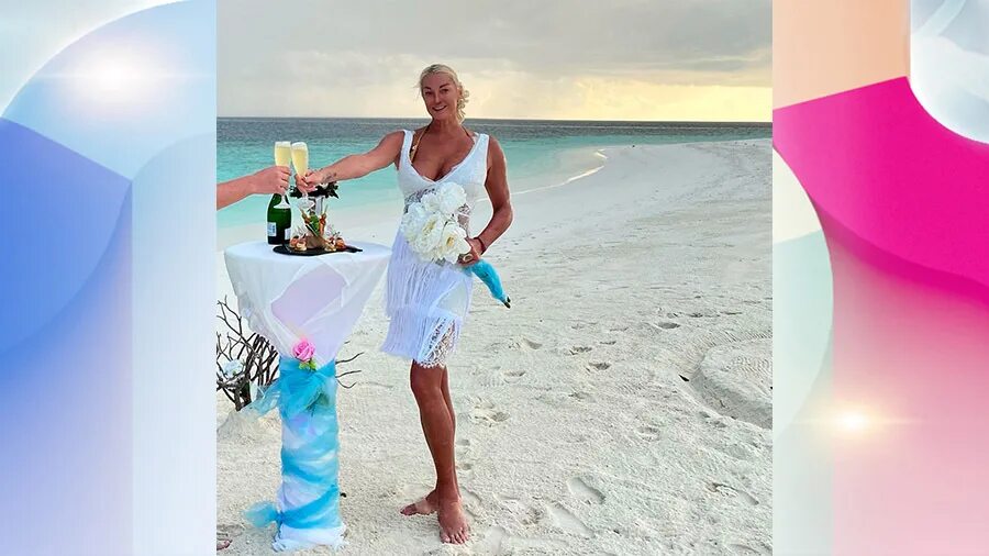 Волочкова с веревочкой. Волочкову отменяют. Волочкову отменяют. Волочкову отменяют. Волочкова на шпагате бассейн.