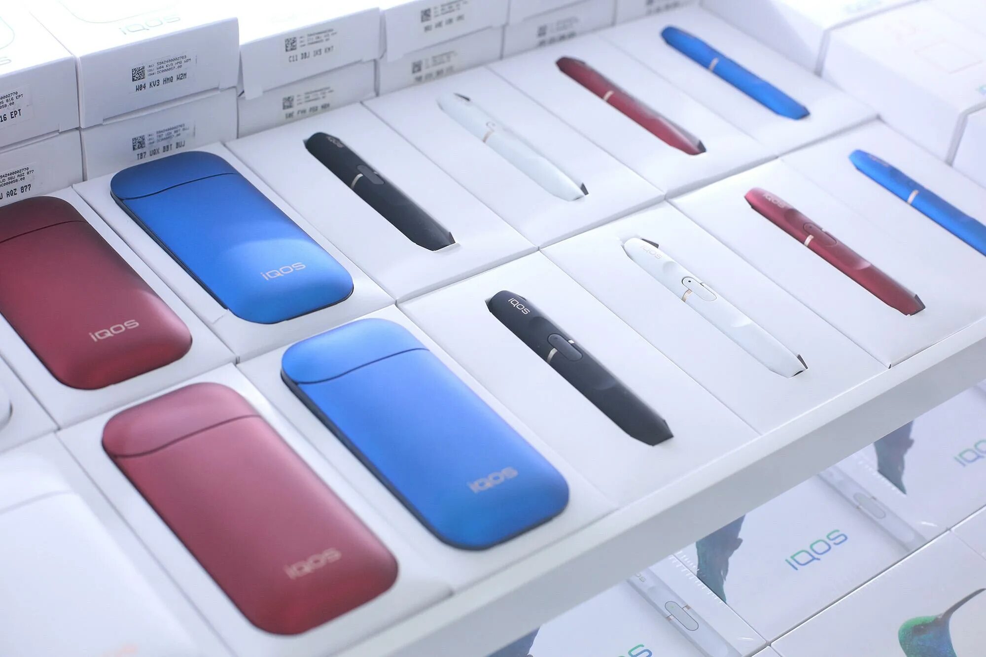 Какого цвета айкос. Айкос 3.0 цвета. розовый айкос 3. iqos 3 цвета. айкос 3 дуос цвета.