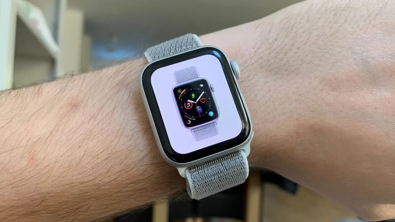 Apple watch series 9 алюминий. Apple watch se 40mm. Se 44mm Apple watch серебро. Apple watch Series se 40mm Silver. Apple watch se 44mm Aluminum Case.