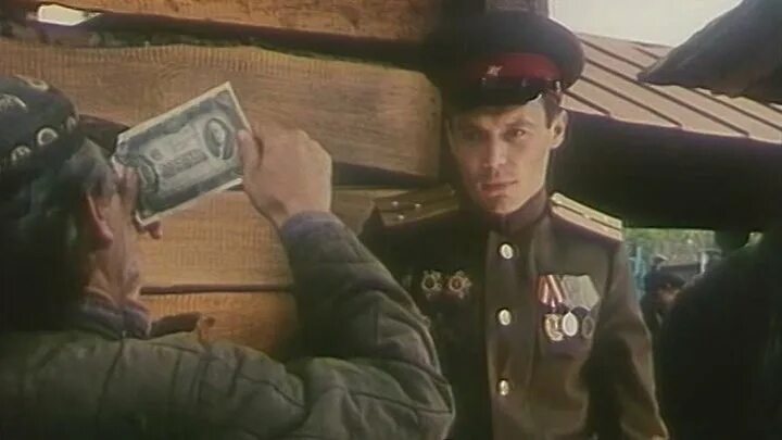 В последнюю очередь. В последнюю очередь фильм 1981. в последнюю очередь фильм 1981 кадры. фильм война ¹981. фильм профессионал военный.