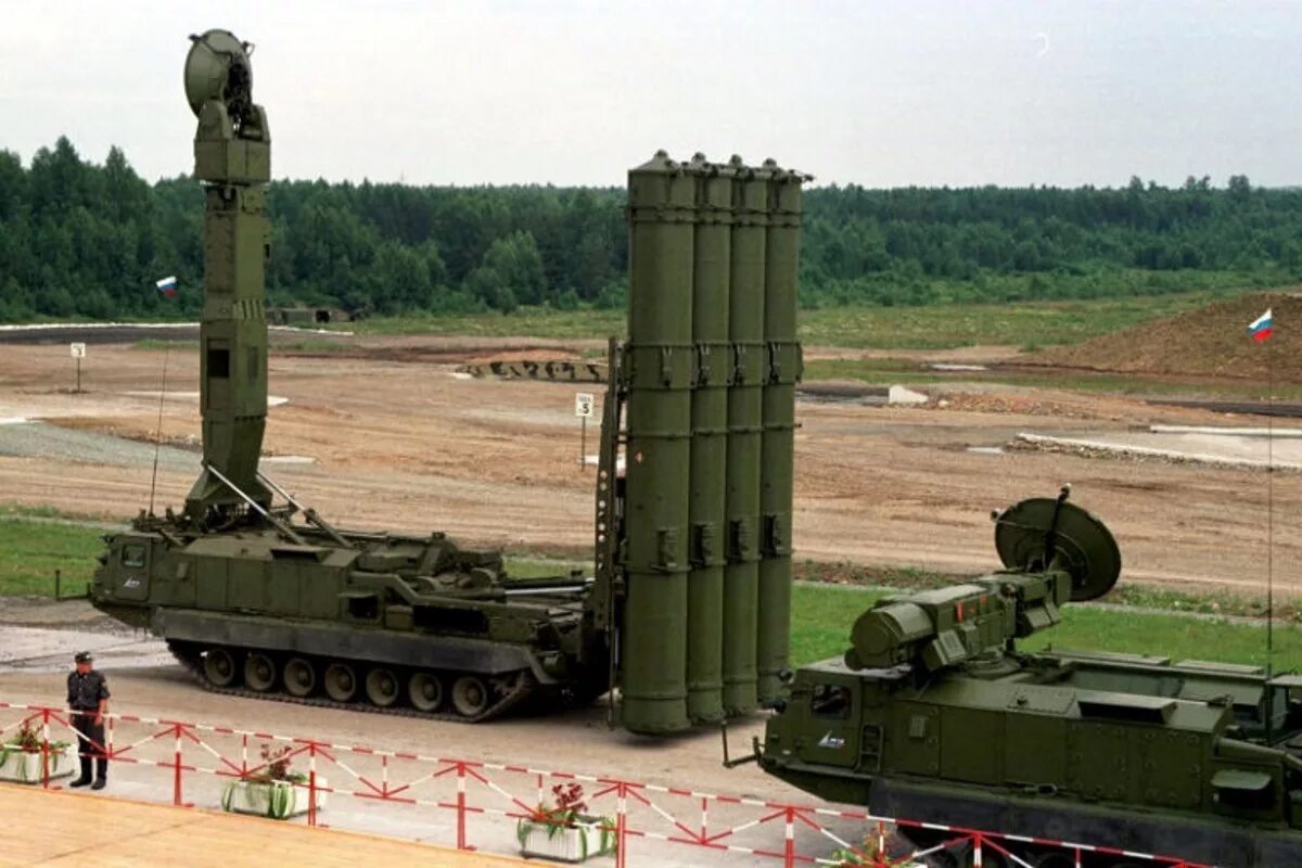 Зенитный комплекс с-500 «Прометей». ЗРС С-500 Прометей. Комплекс ПВО С 500. Зенитная ракетная система с-500 «Прометей».
