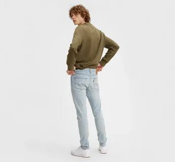 Levis slim taper