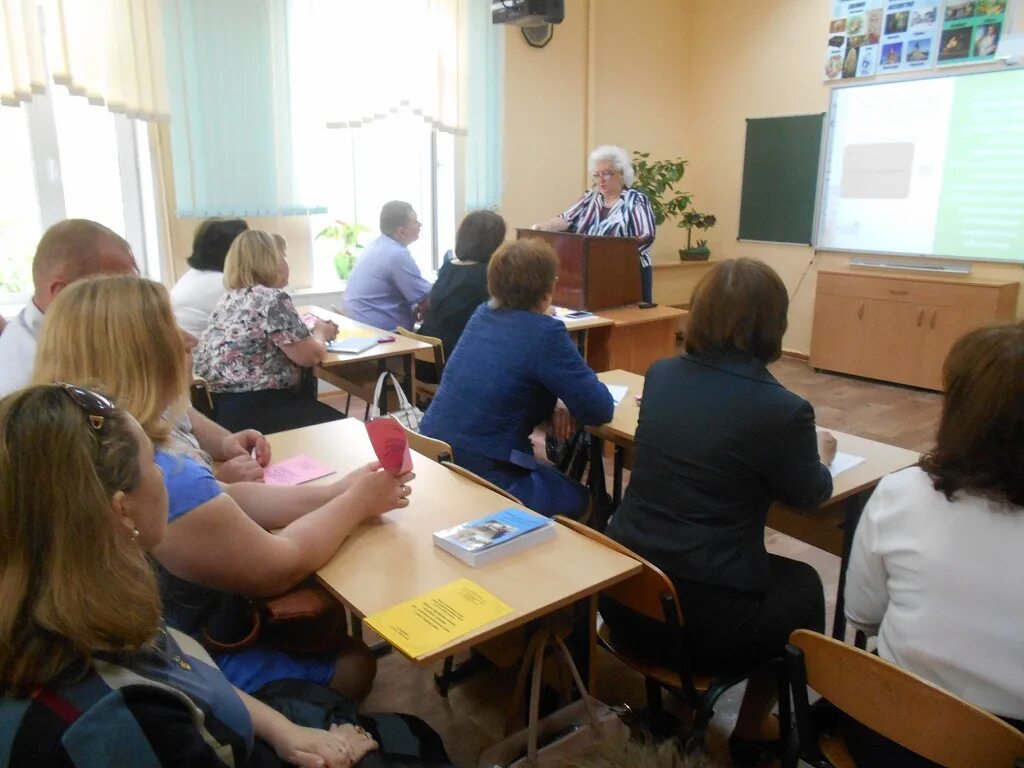 Техникум металлообрабатывающих производств и сервиса нижний тагил. Гбоу со нижнетагильская школа-интернат 1. Колледж искусств нижний тагил. Гбоу со нижнетагильская. Гбоу со нижнетагильская школа.