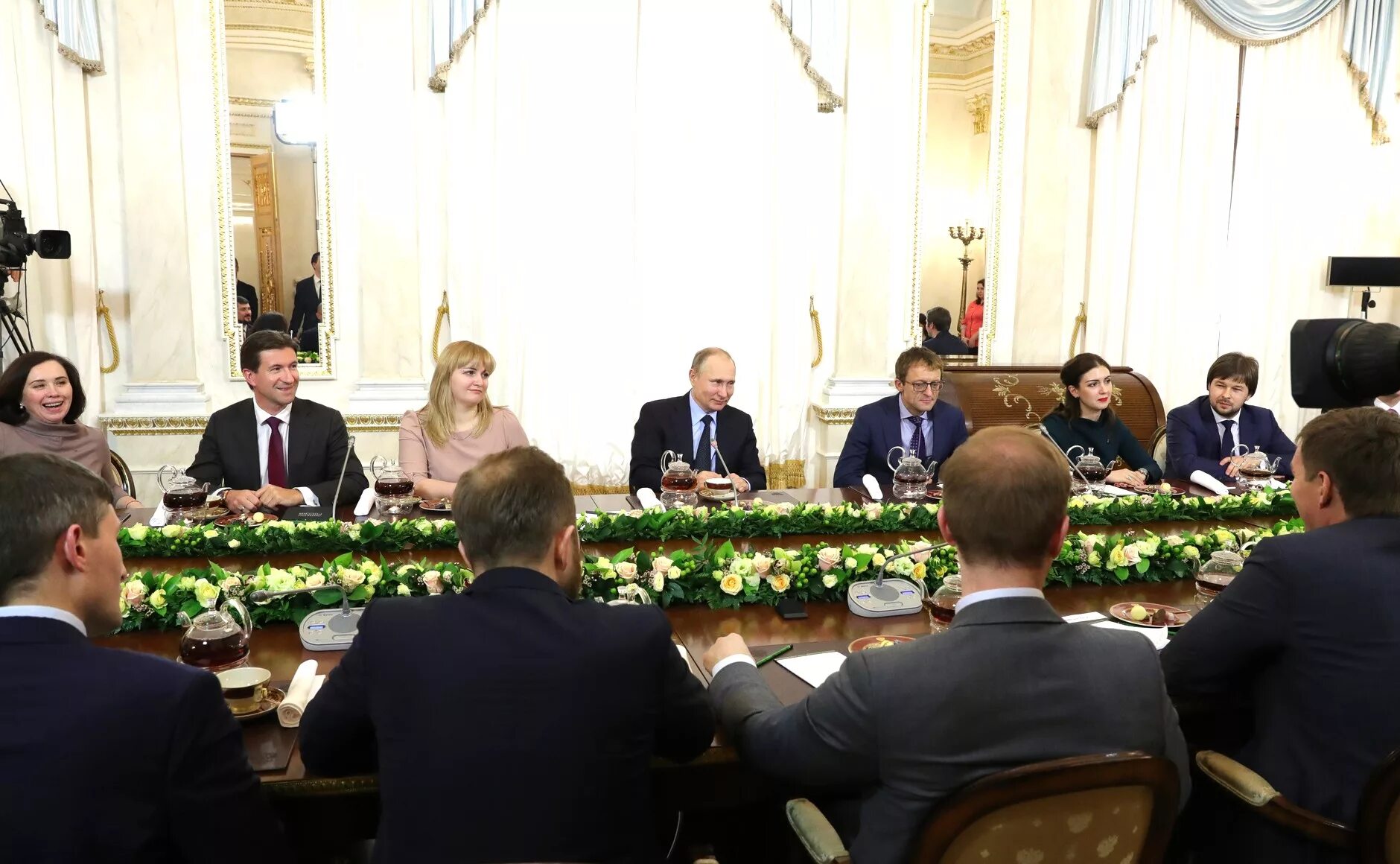 Президентская тысяча. Встреча Путина с представителями конфессий в Кремле.