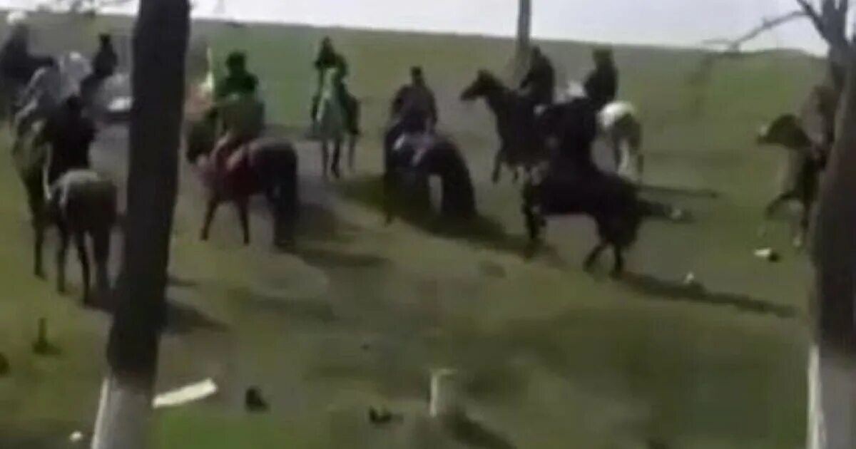 Чеченский дпс. Кадыров в дагестане. Казнь байсангура беноевского. Конная полиция в дагестане. Дагестанцы на границе.