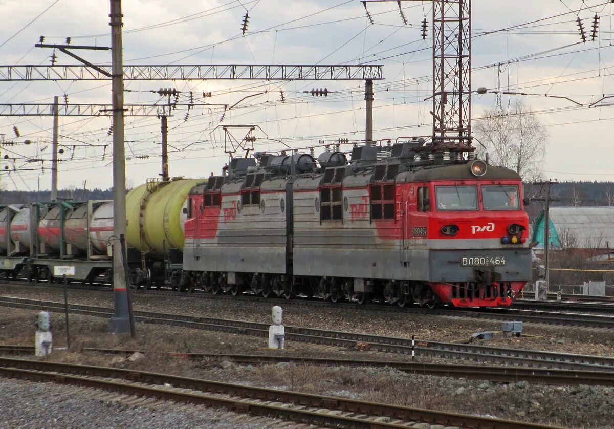 железнодорожная станция вурнары. санкт петербург вурнары поезд. вагон твз плацкарт. жд поезд. санкт петербург вурнары поезд.