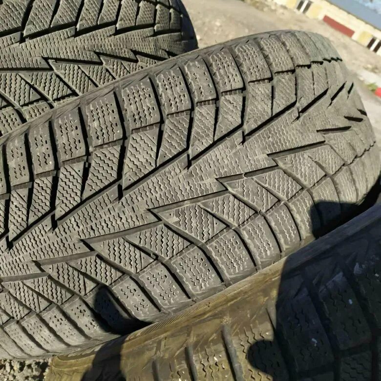 Ханкук 205/55/16 зима. Hankook Winter w404 липучка 205.60.16. Ханкук шины зима 205/55 r16. Резина Ханкук зима r16.