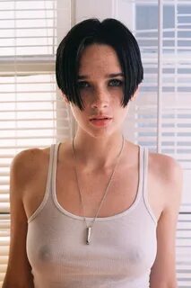 ITT: Girls with short hair.