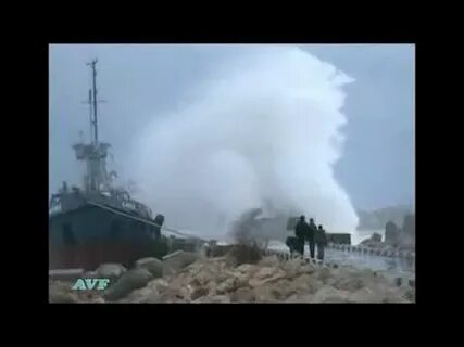 Шторм в севастополе видео