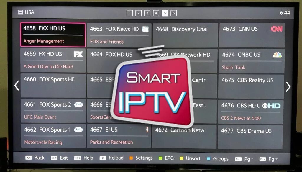 Apk на телевизор lg. IPTV Samsung Smart TV. IPTV плеер 2022. IPTV на смарт телевизоре. IPTV Player для смарт ТВ.