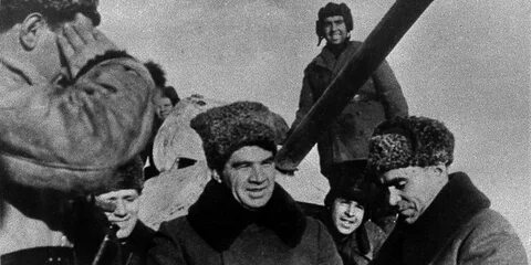 Чуйков предлагал солдатам всегда сопровождать эту даму
