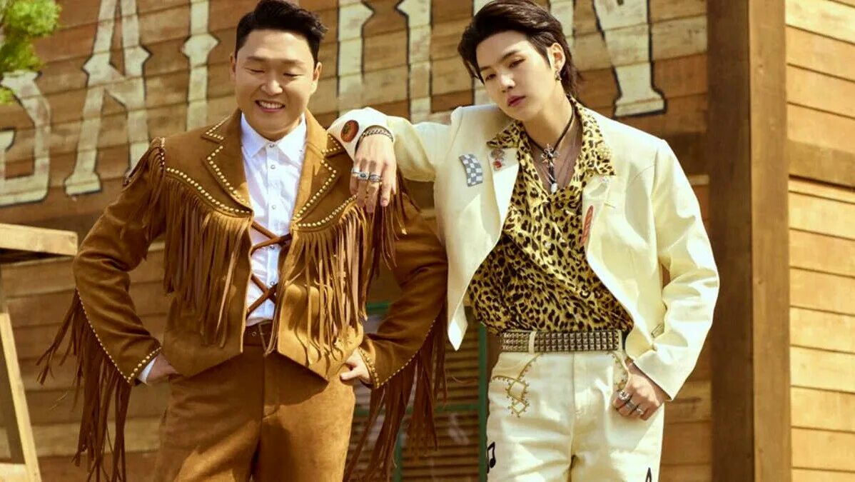 Псай и шуга. Псай и БТС. Psy and suga. BTS Шуга 2022.