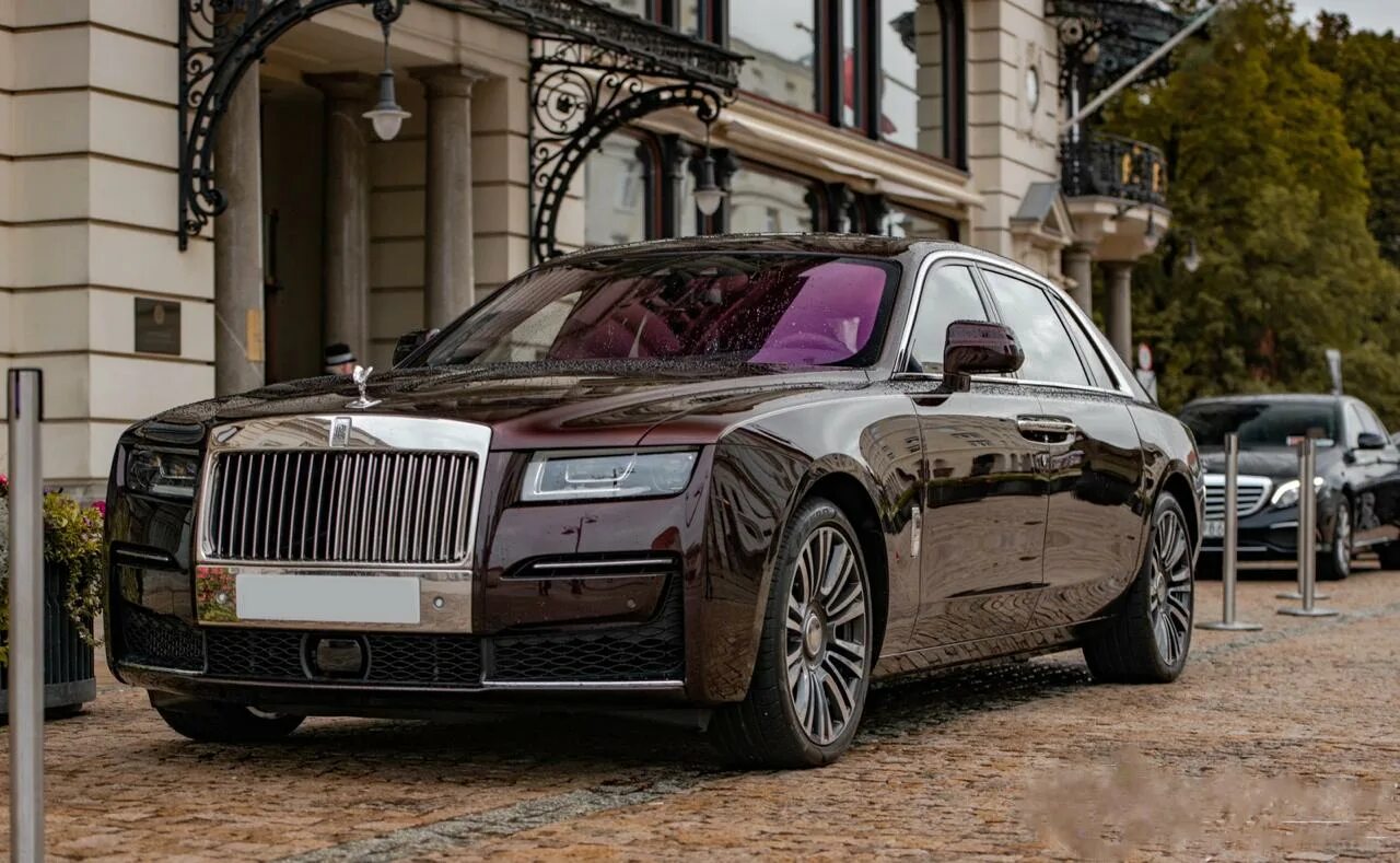 Роллс промокод. Rolls Royce Ghost 2021. Rolls Royce Ghost 2020. Rolls Royce Ghost EWB 2021. Новый Rolls Royce Ghost 2021.