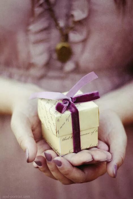 Little gift. Little gift. Летающие подарки. Little gift. Подарочный набор little star.