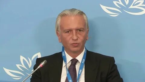 Директор нефти