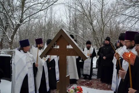 Совершил панихиду