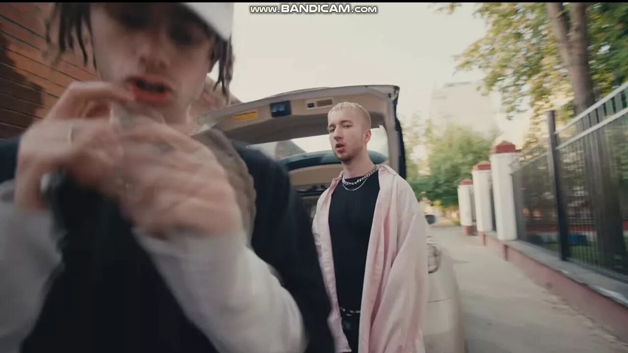 Читаю о драгах. Рокет bound thug. Рокет драг что такое. Рокет рэпер. Рокет рэпер арт.