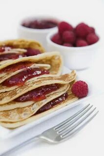 Pancakes with raspberry jam & fresh raspberries Yemek tarifleri, Gıda, Yeme içme